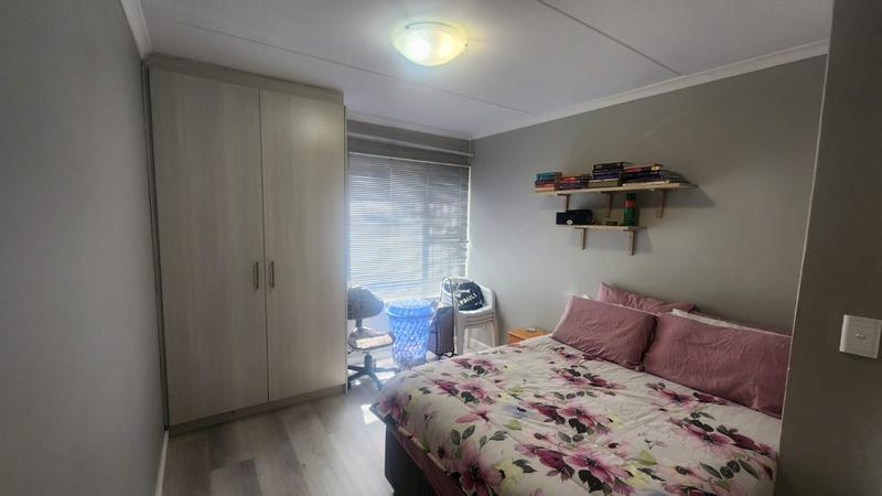 To Let 1 Bedroom Property for Rent in Bracken Heights Western Cape